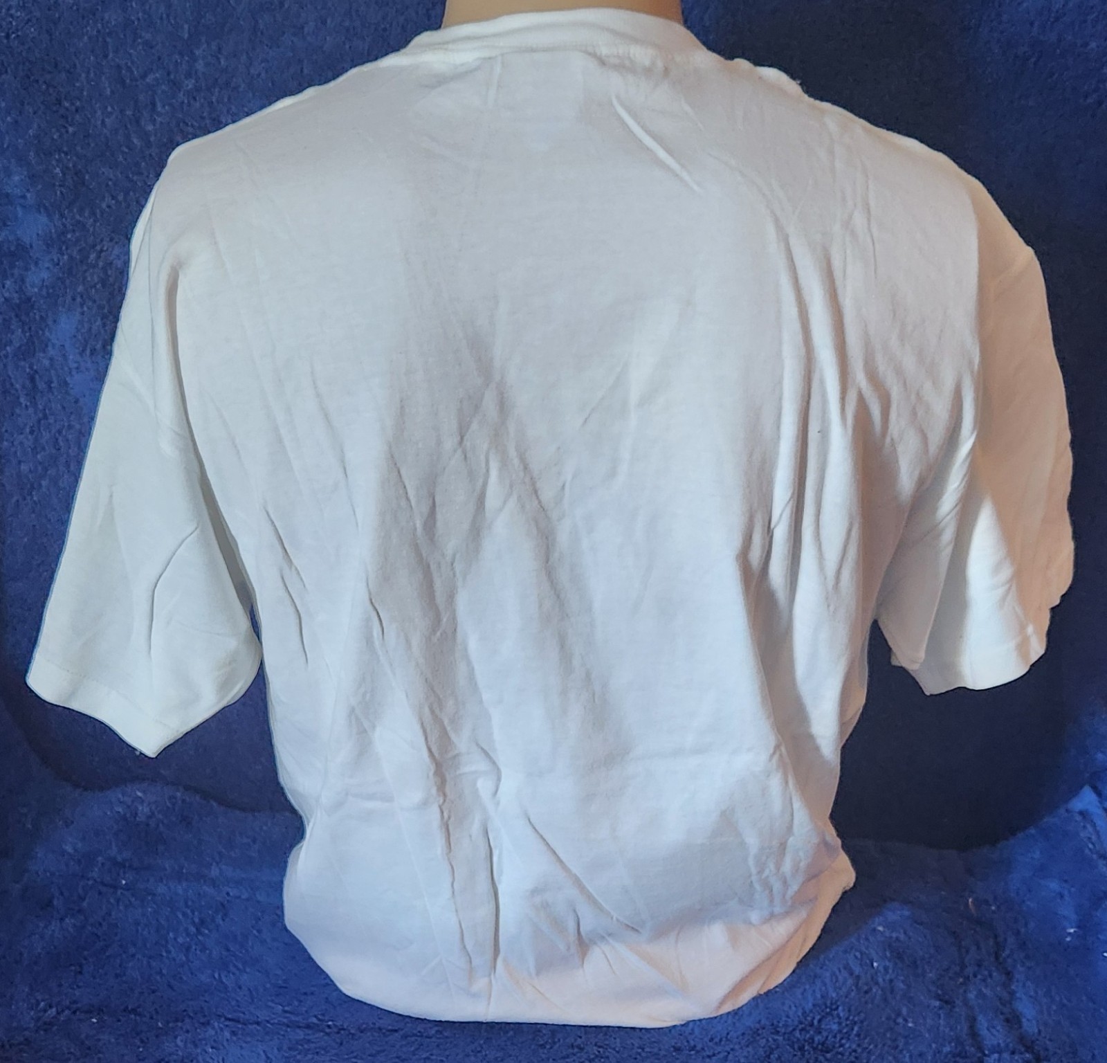 Alice's Adventures In Wonderland - Large T-Shirt - White - NEW gallery