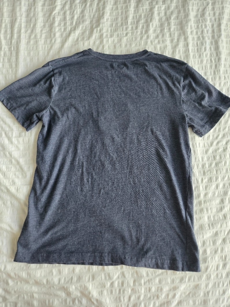 FC Barcelona T-Shirt Size Small – Soft Graphic Tee Good Condition gallery