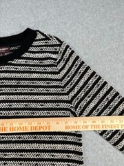 Johnston & Murphy Black and White Pullover Top Zipper Accents Size Medium
