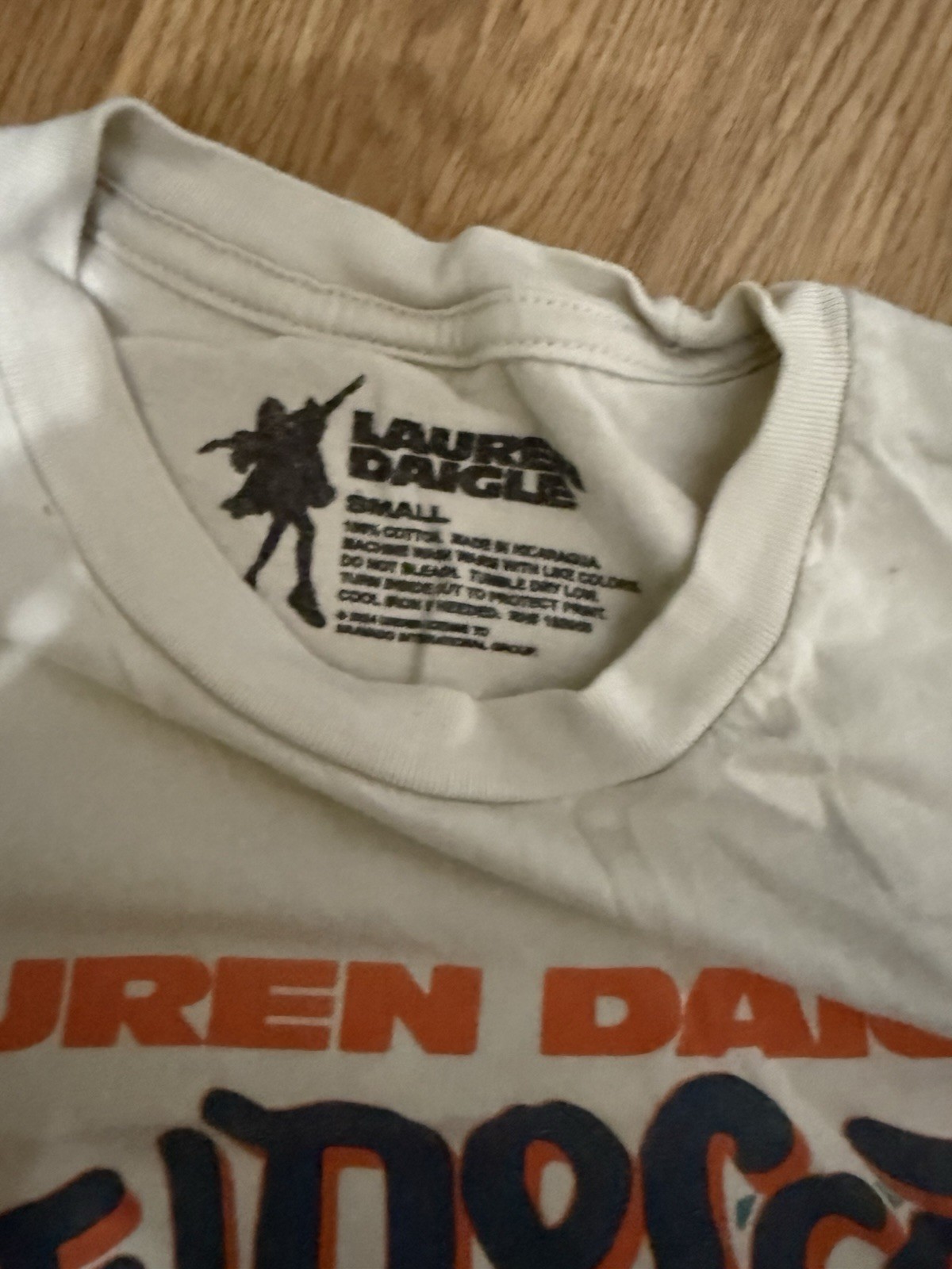 Lauren Daigle The Kaleidoscope Tour 2023 Concert T-Shirt Tan Small CCM Merch gallery