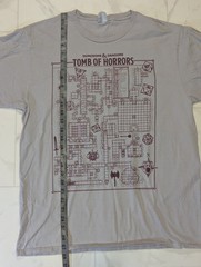 Dungeons & Dragons Tomb of Horrors Graphic T-Shirt Men’s L Gray
