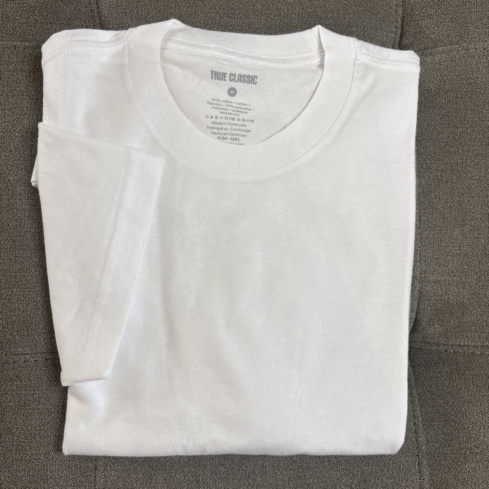 True Classic Men's T-Shirts Assorted Colors/Sizes (NEW) gallery
