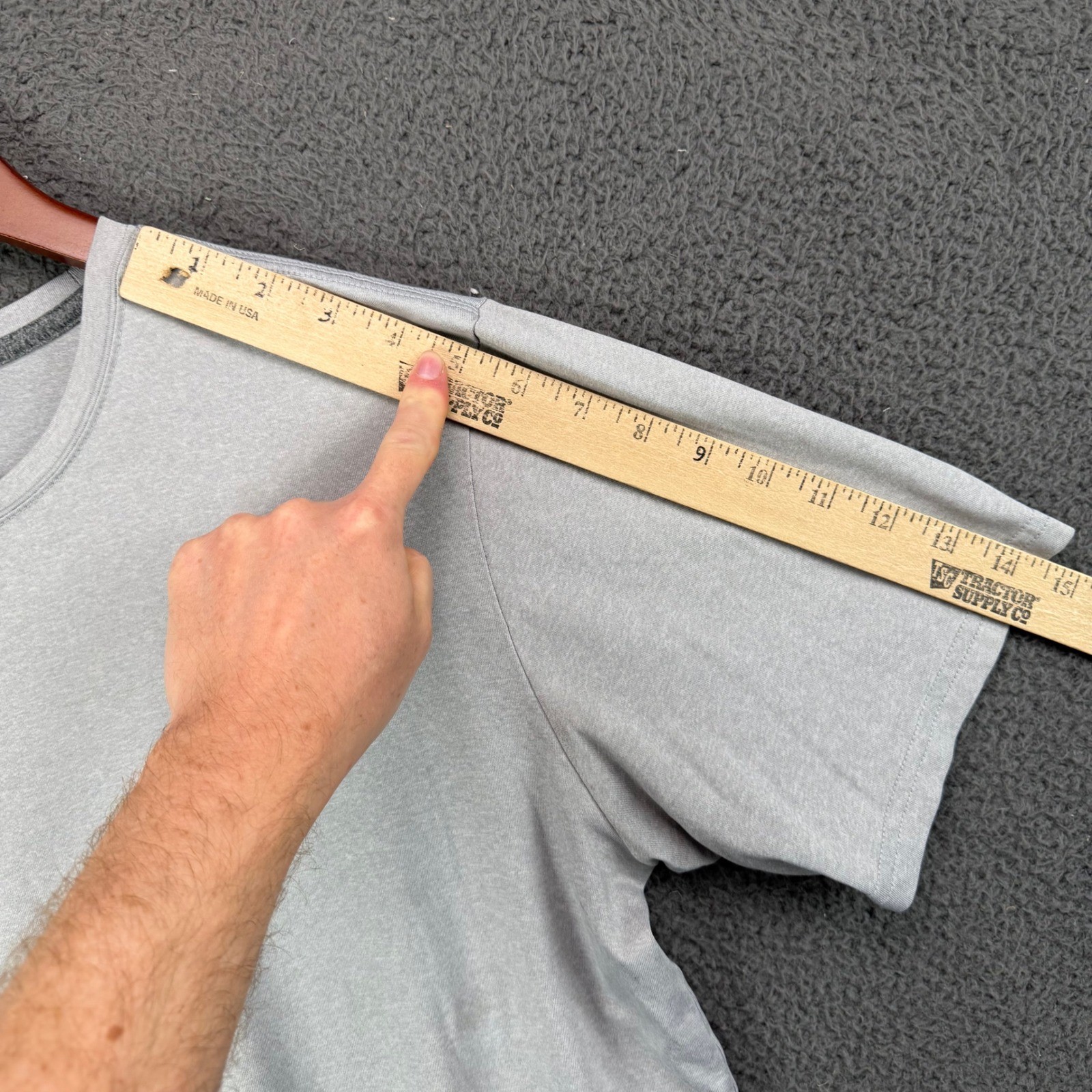 The North Face Mens FlashDry Short Sleeve T-Shirt Gray Logo Size L NF0A3L2E gallery
