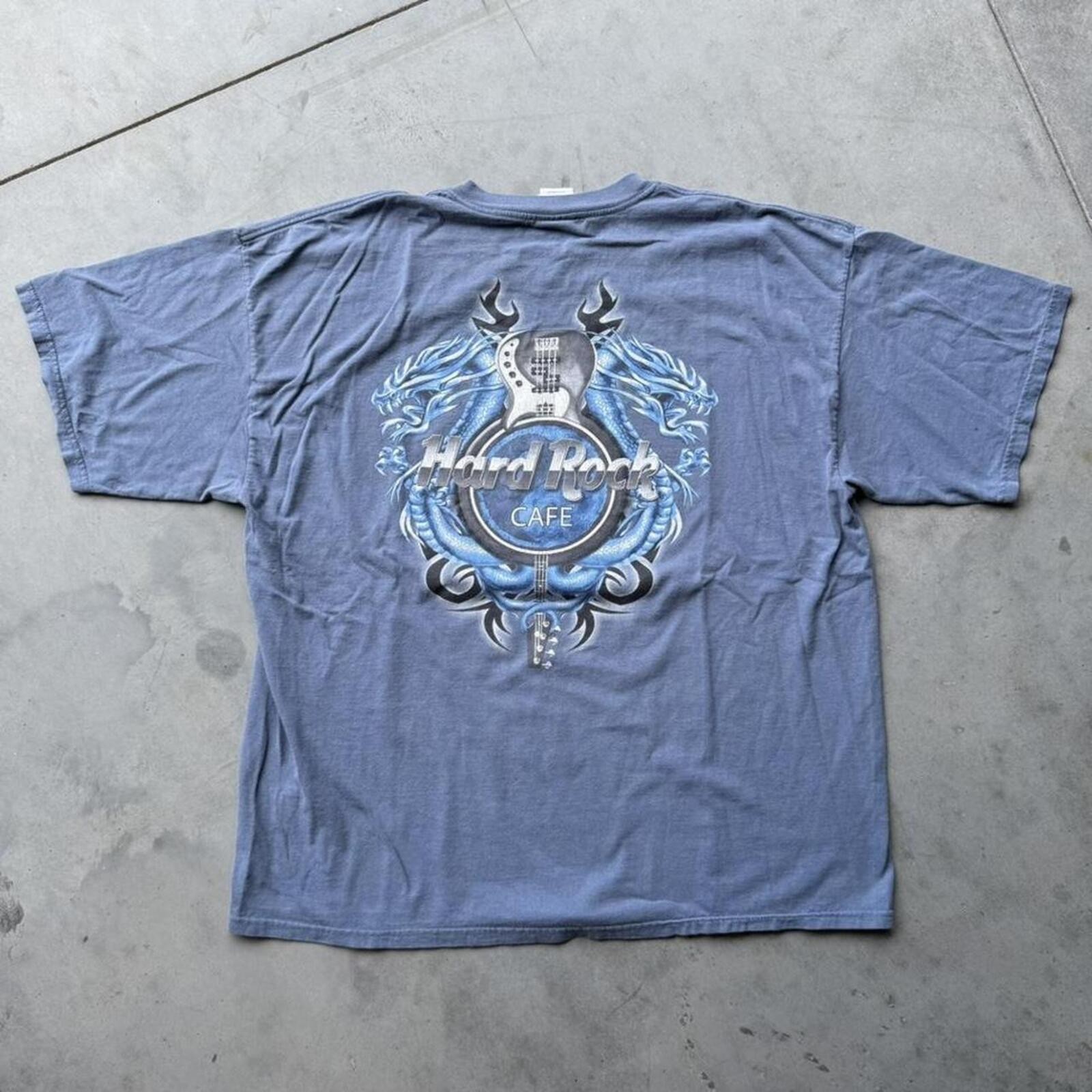 Hard Rock Cafe Dragon Graphic Tee gallery