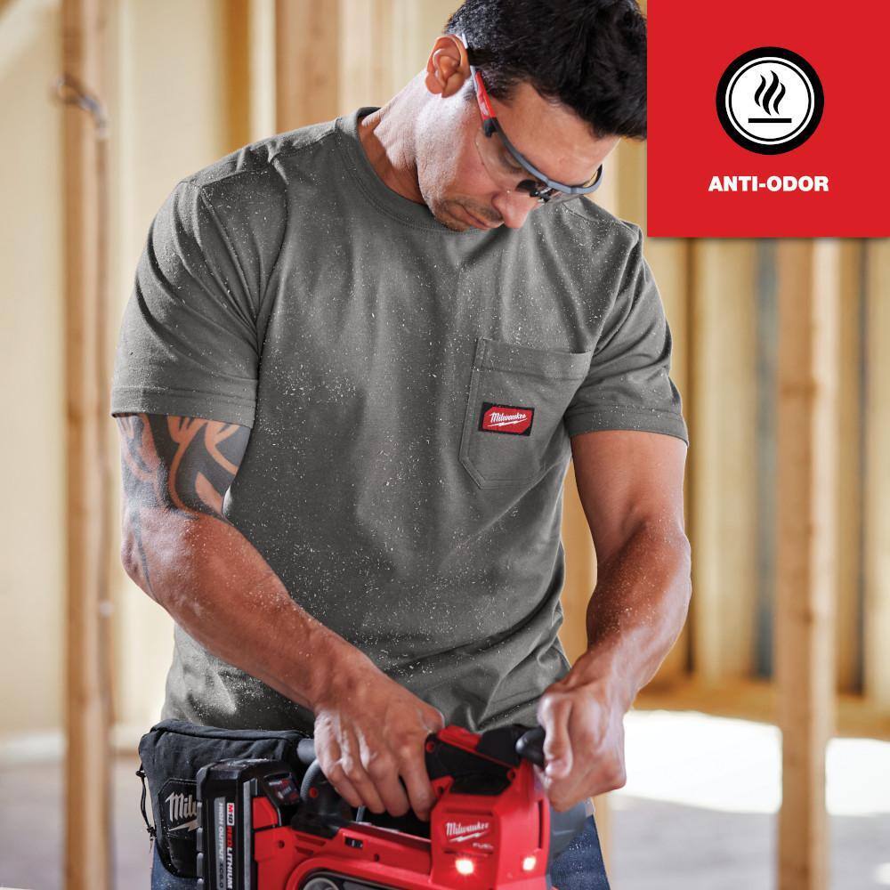 Milwaukee Men's Large Gray GRIDIRON Cotton/Polyester Short-Sleeve Pocket T-Shirt gallery