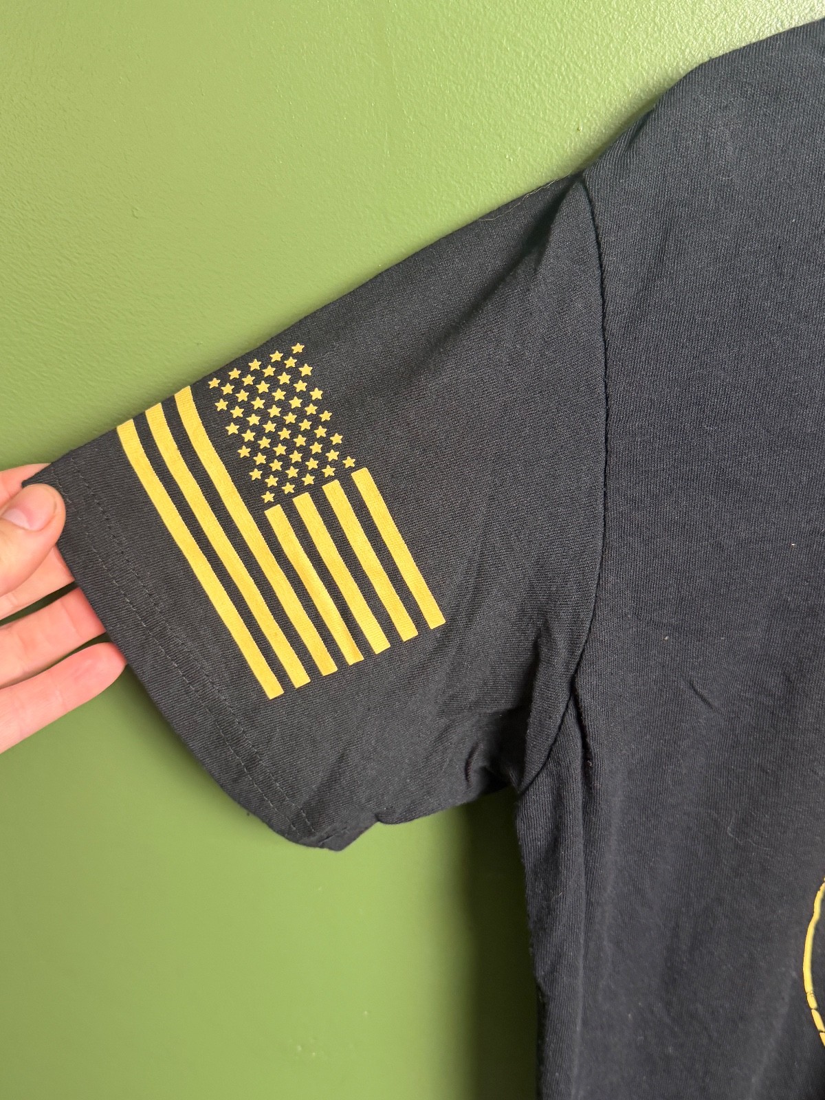 Patriotic Black t shirt Land of the free home of the brave eagle and USA flag L gallery