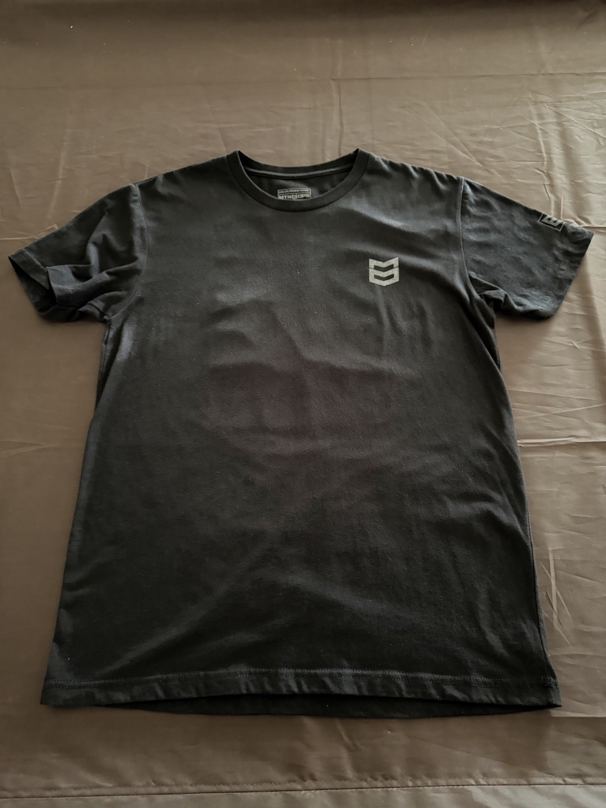 MTN Ops Men’s medium Black Mule Deer Shirt gallery