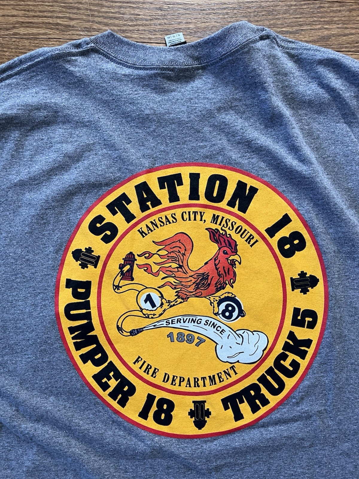 Kansas City MO Fire Department KCFD Station 18 Heather Gray T-Shirt Mens XL gallery