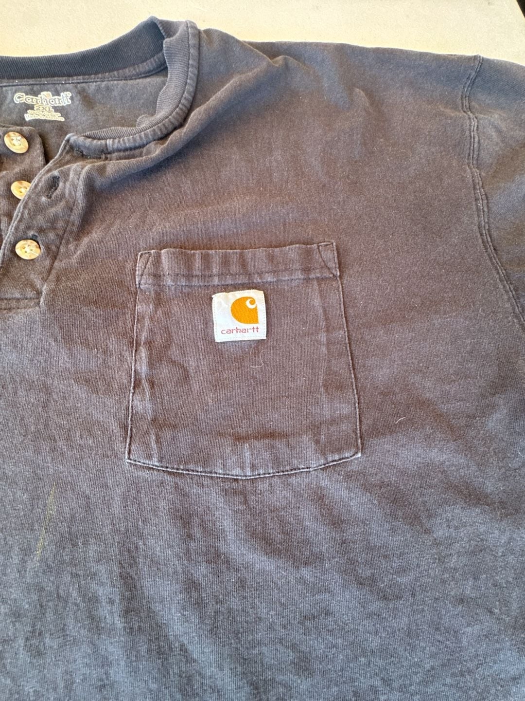 Carhartt K84 Workwear Loose Fit Short-Sleeve Henley T-Shirt with Pocket. Used bu gallery