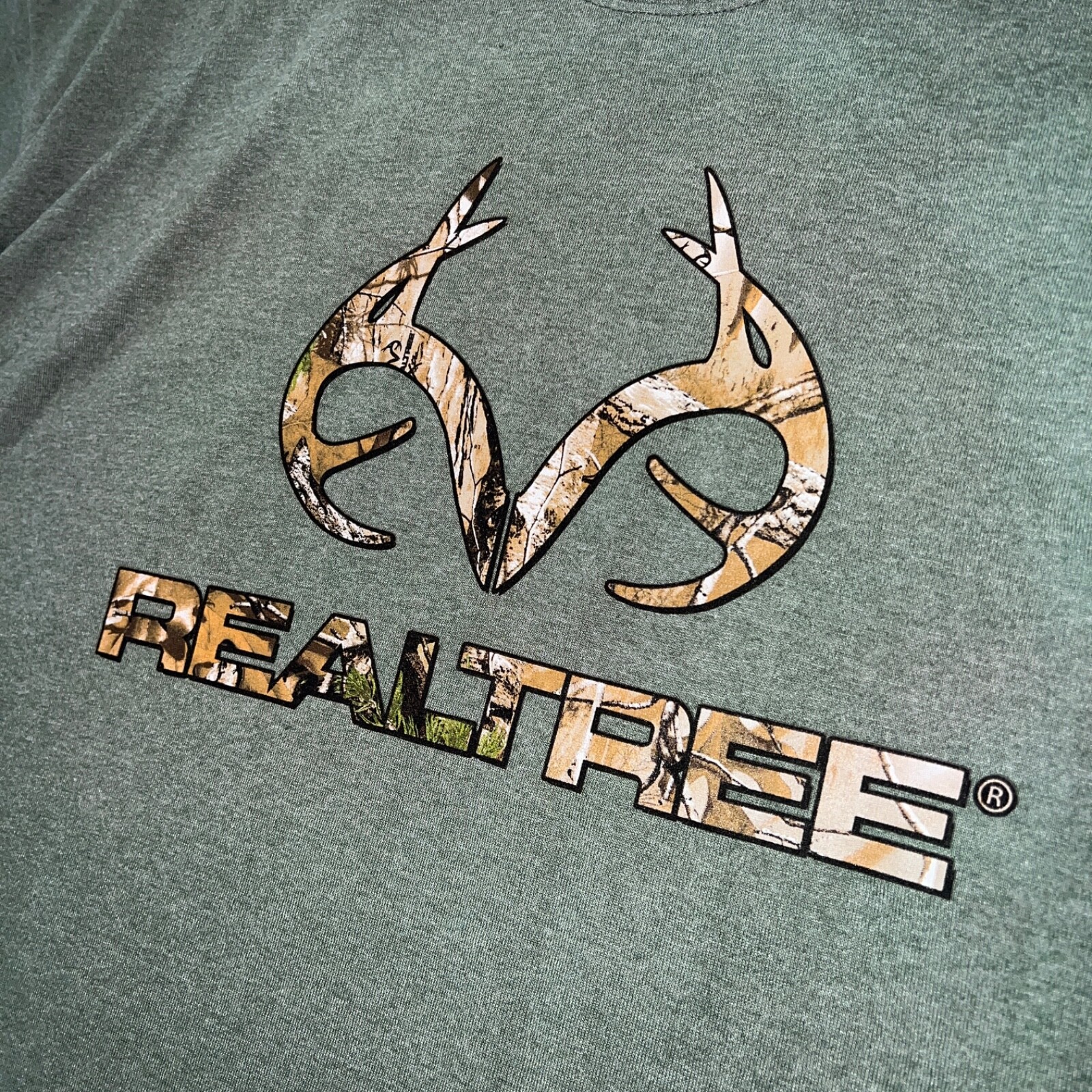 Realtree Mens Camo Logo Green T-Shirt Size 2Xl Cotton RN145424 Hunting Sports gallery