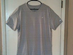 NEW NIKE DRI-Fit TRAINING “Varsity Running Tee” MENS GREY T-SHIRT L DV9597-479