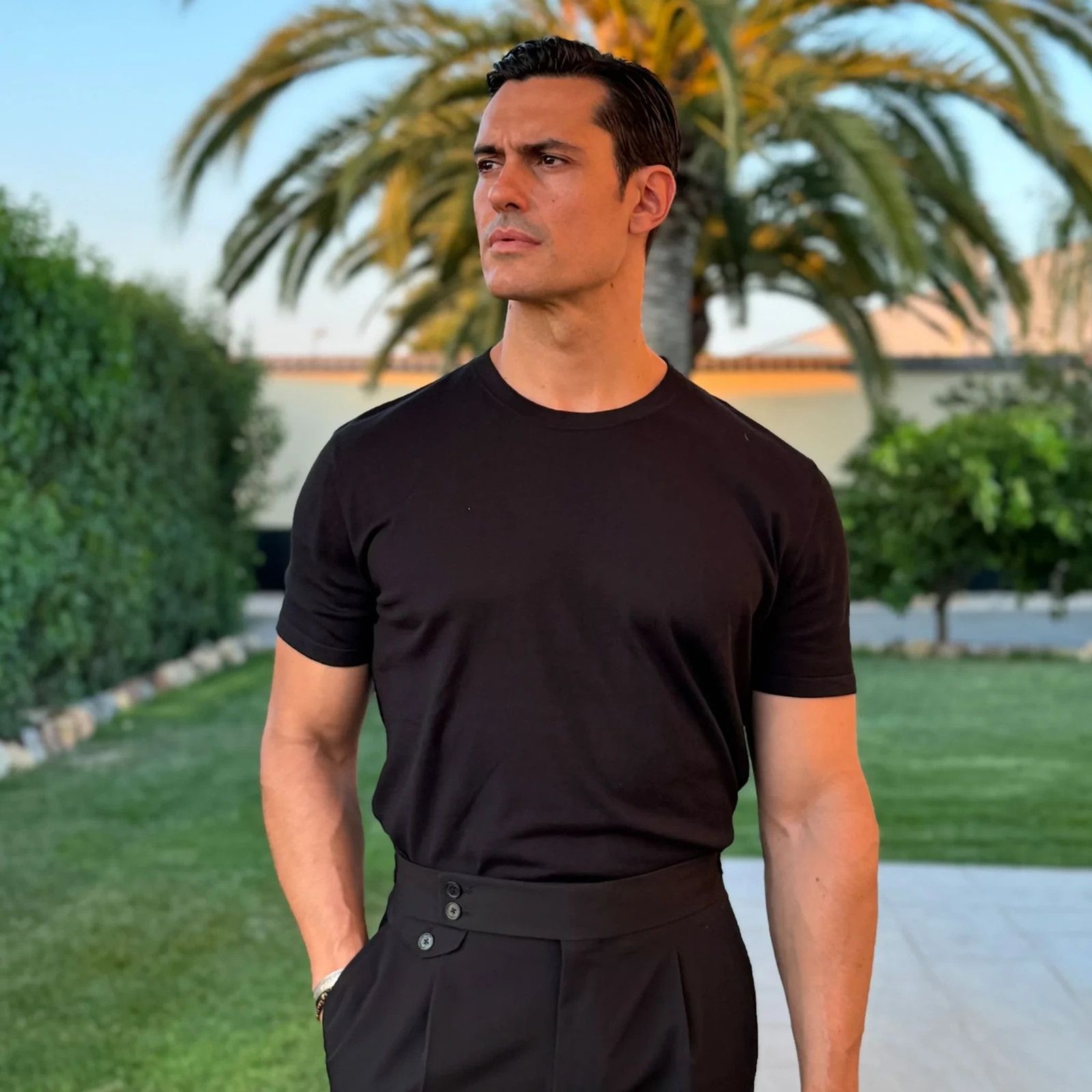 Collars & Co T-Shirt Mens S Black Cotton Silk Quiet Luxury Touch Lucca Tee NWT gallery