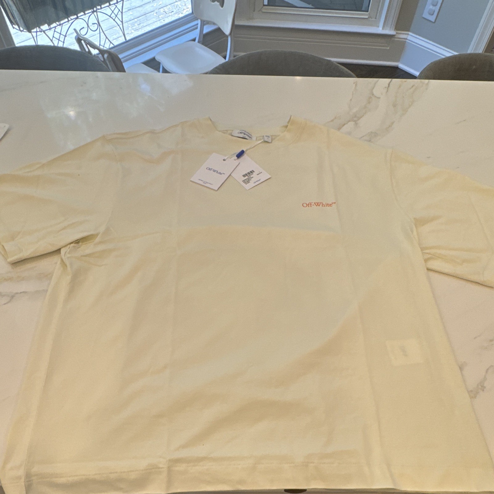 Off-White arrow skate fit tee vanilla ice size large brand new Retail over 350 gallery