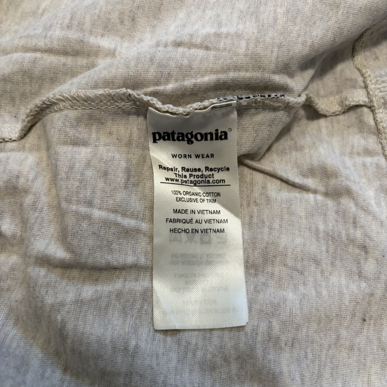 Patagonia Shirt Mens Large Beige Long Sleeve Daily Henley Organic Cotton Hiking gallery