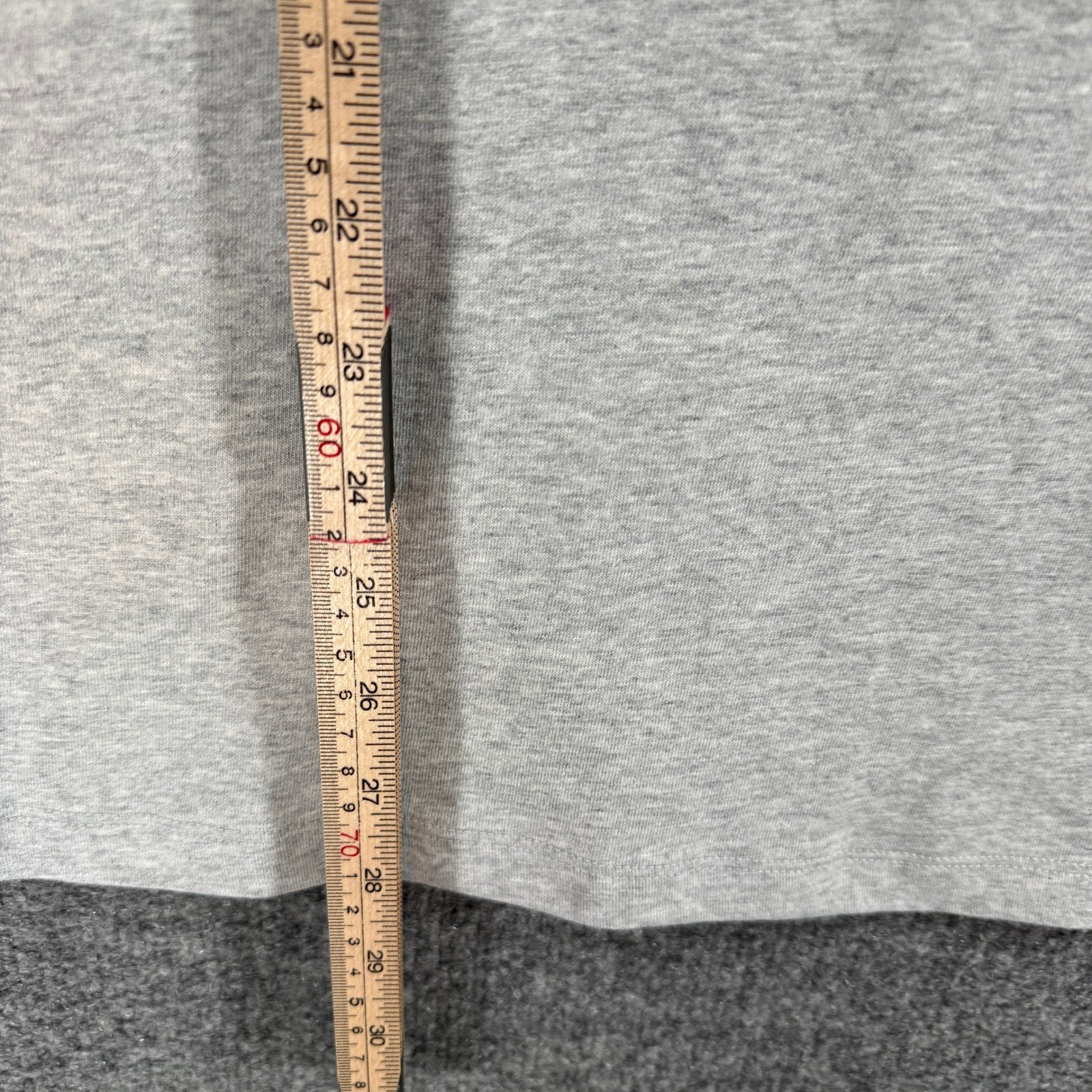 Vineyard Vines Pocket Tshirt Mens Medium Gray Heather Cotton Classic Casual NEW gallery