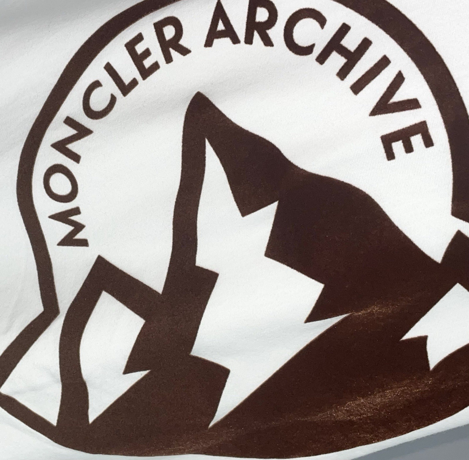 Moncler XXL Long Sleeve T-Shirt Mens Off White Felt Big Logo NEW NWT gallery