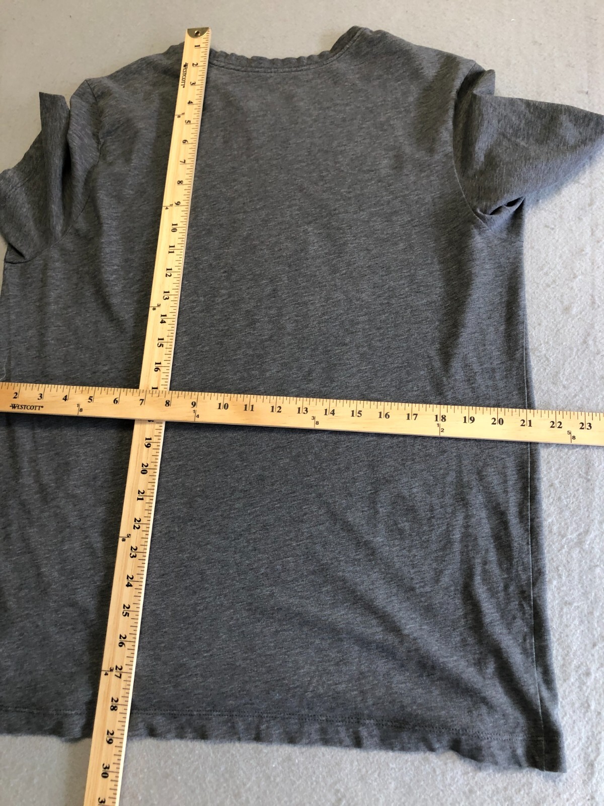 Nike T-Shirt Men's Extra Large Dri-Fit Swoosh Logo Gray Activewear Casual Tee gallery