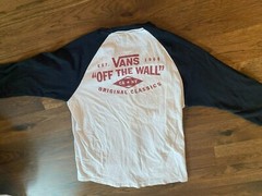 Vans MensOriginal “Off The Wall” 3/4 Length Sleeve TShirt Size SM – 013