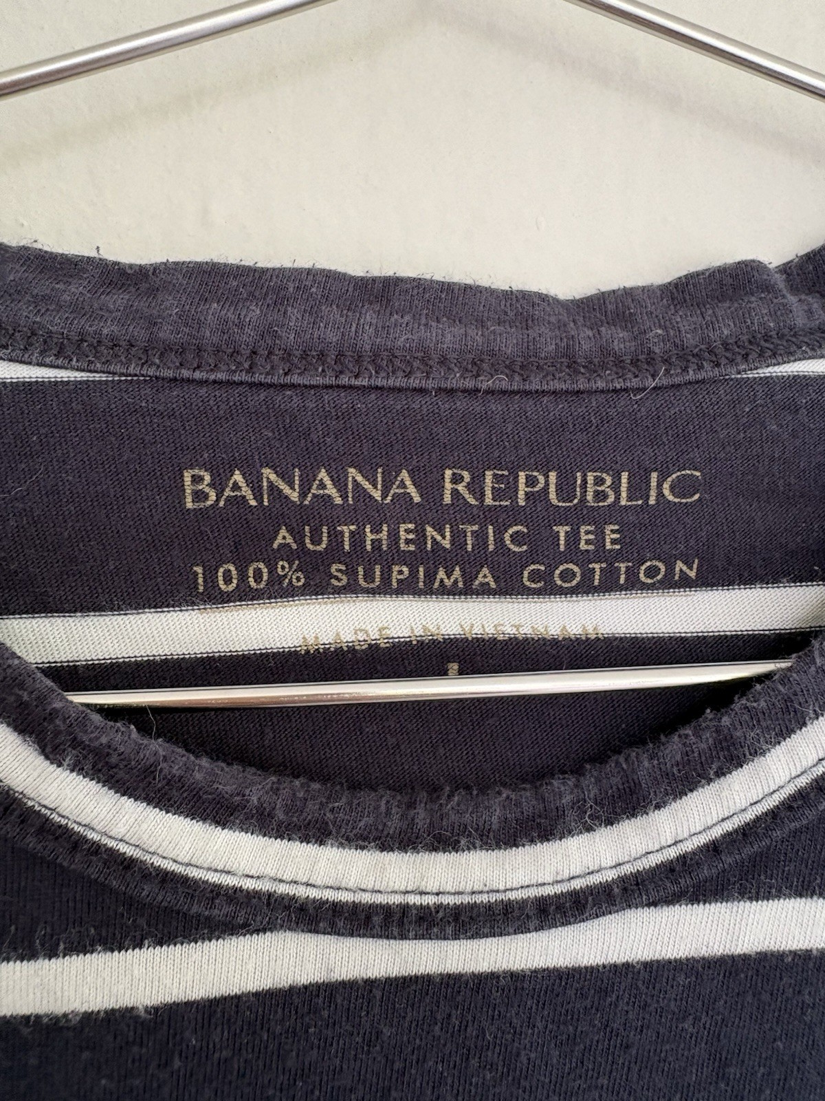 Banana Republic Authentic Tee Navy & White Striped Supima Cotton T-Shirt Large gallery