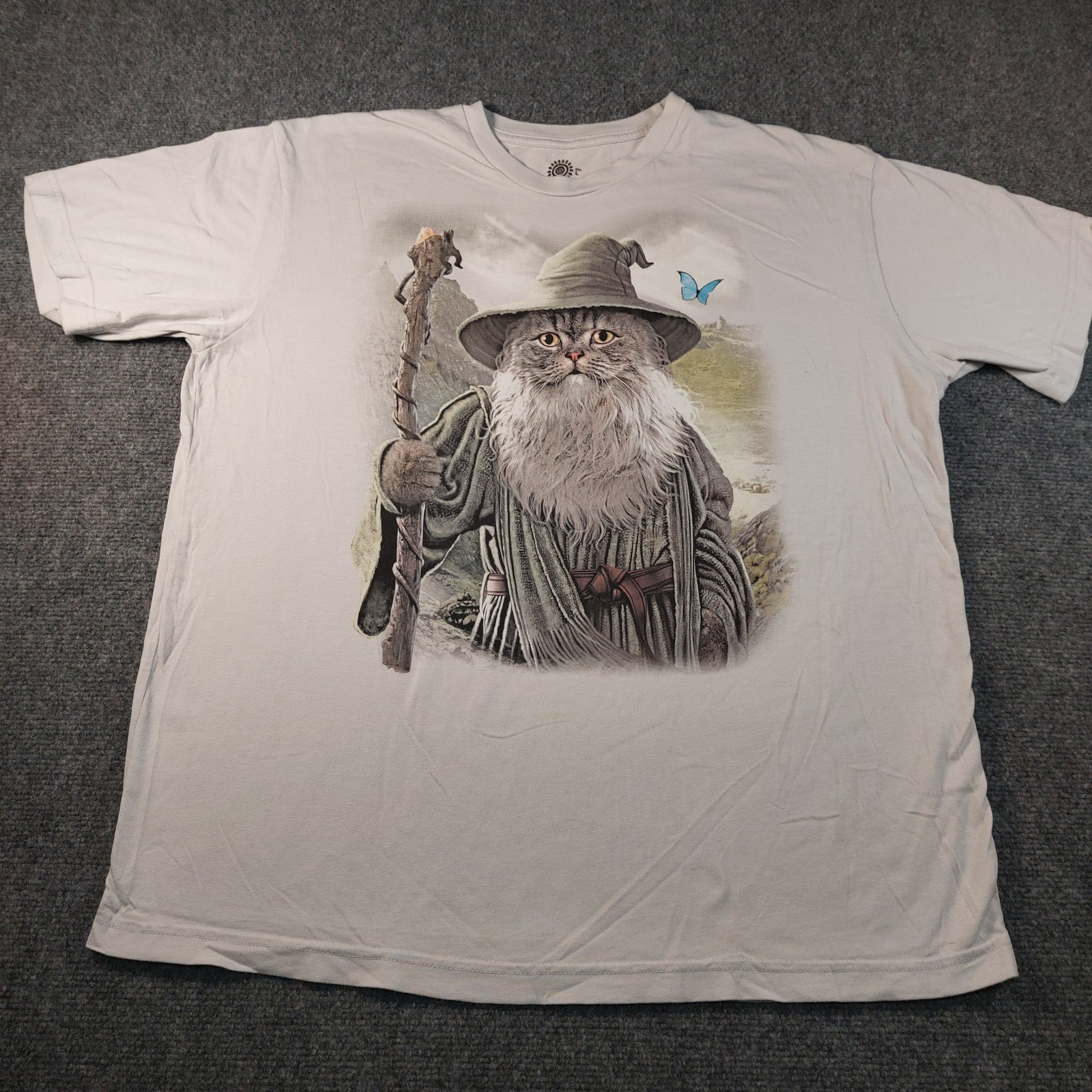 The Mountain Catdalf Wizard Cat Graphic Tee L NWOT Gandalf Parody Fantasy Gray gallery