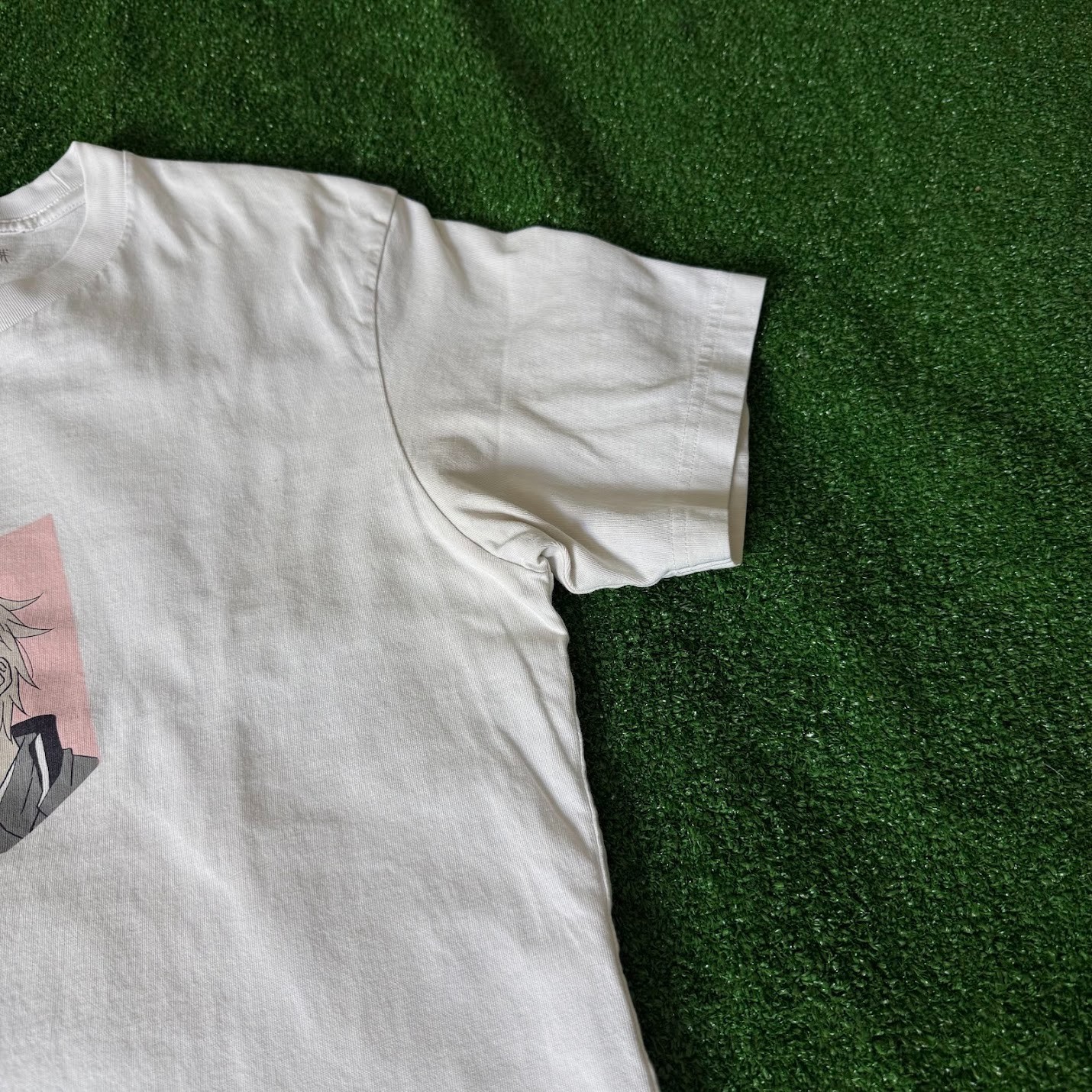 Uniqlo UT Jujutsu Kaisen Season 2 Japanese Anime T-Shirt Short Sleeve Size S gallery