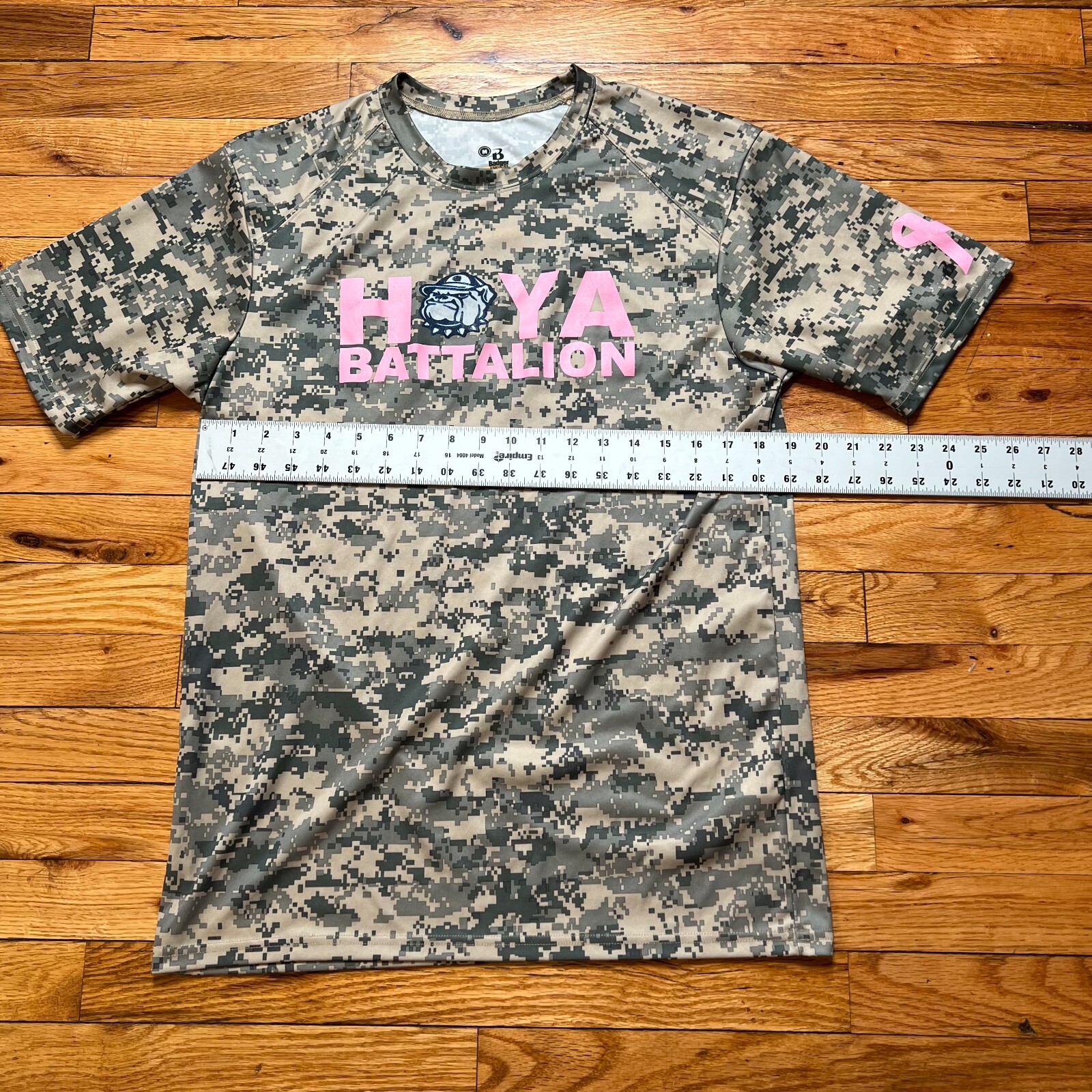 Georgetown University Army ROTC T Shirt Size M "Hoya" Breast Cancer Awareness gallery