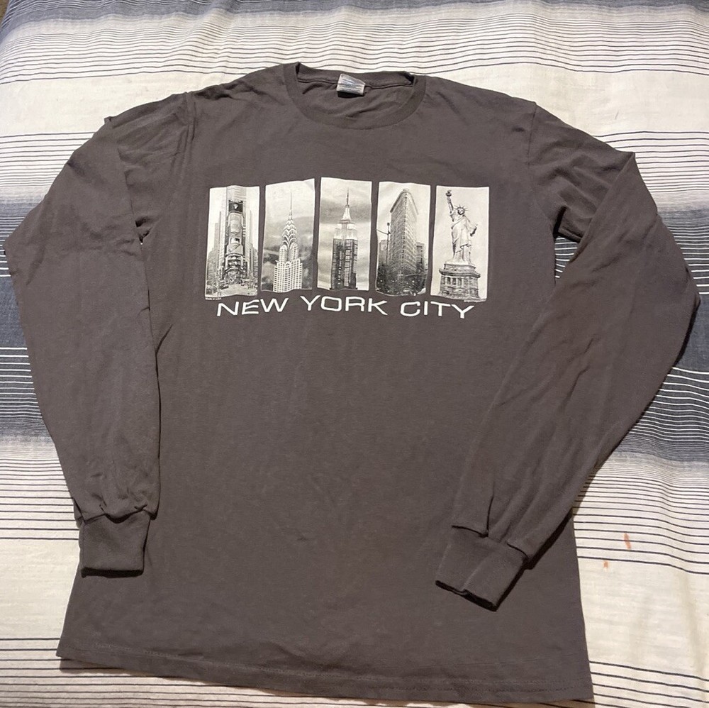 New York Brown Long Sleeve Cottton Blend Delta Pro-Weight T-Shirt Small (325)