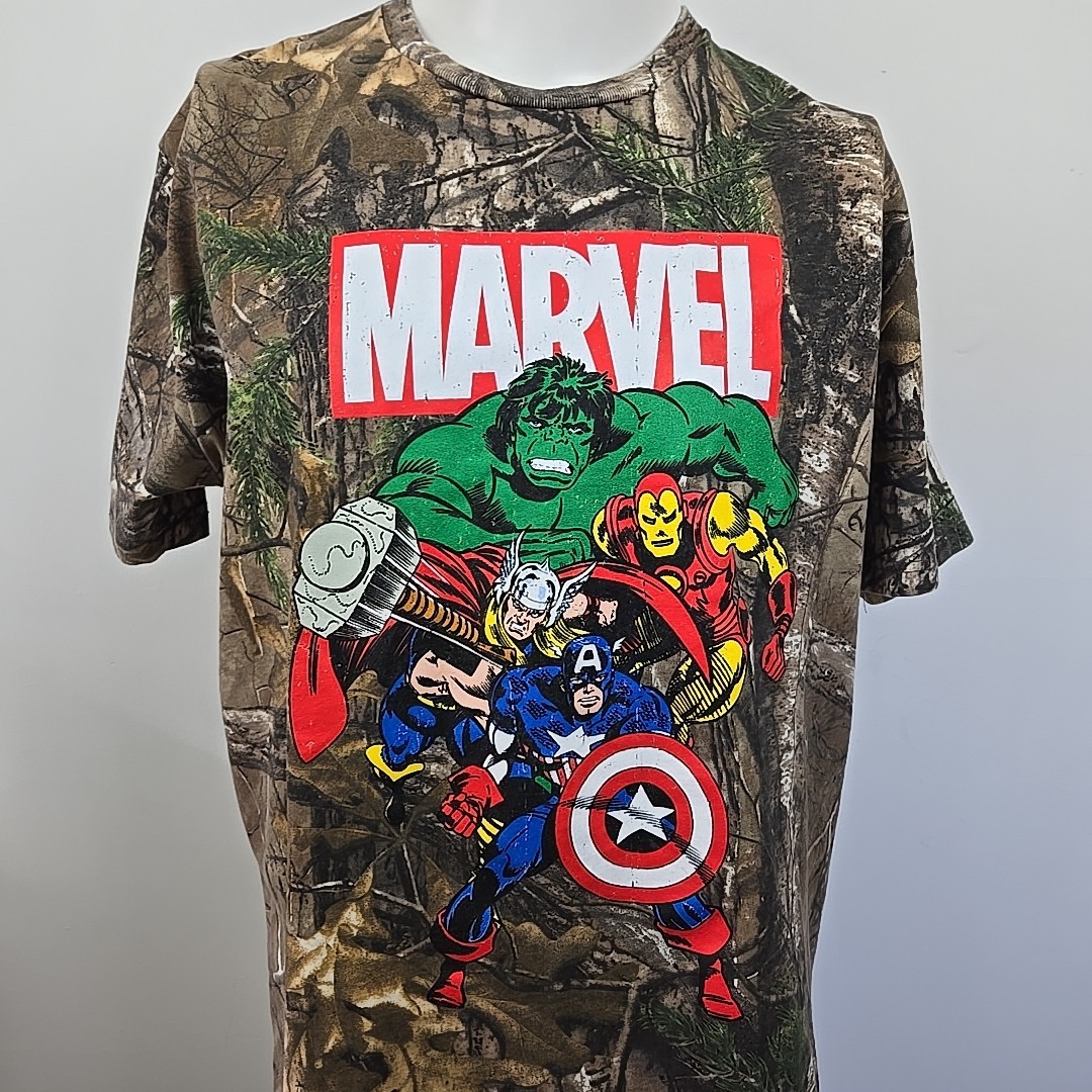 HTF Marvel Avengers Realtree Xtra Camo Graphic T Shirt Men's XL Dynasty Apparel gallery