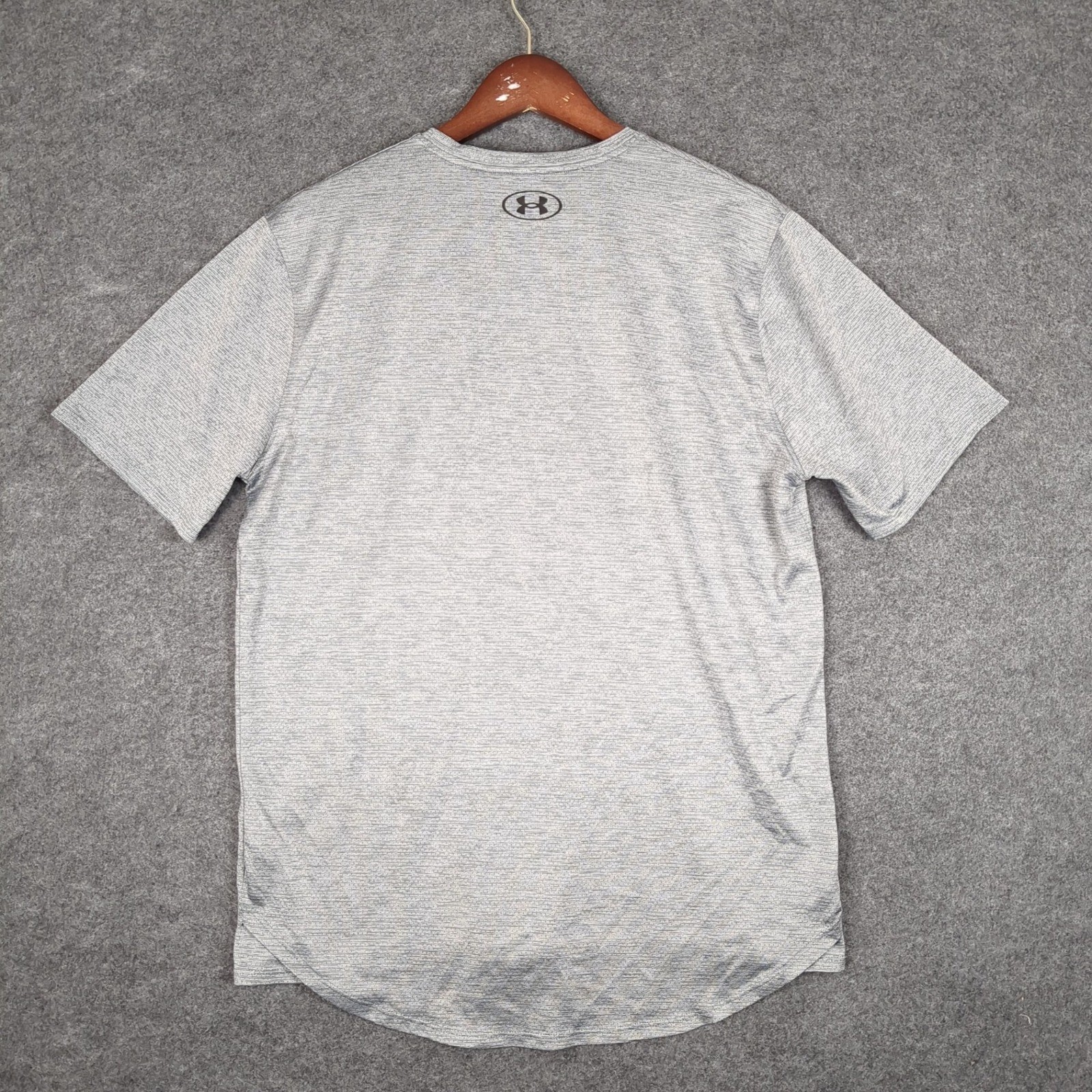 Under Armour Mens Loose Fit HeatGear Heathered Gray Short Sleeve T-Shirt Size M gallery