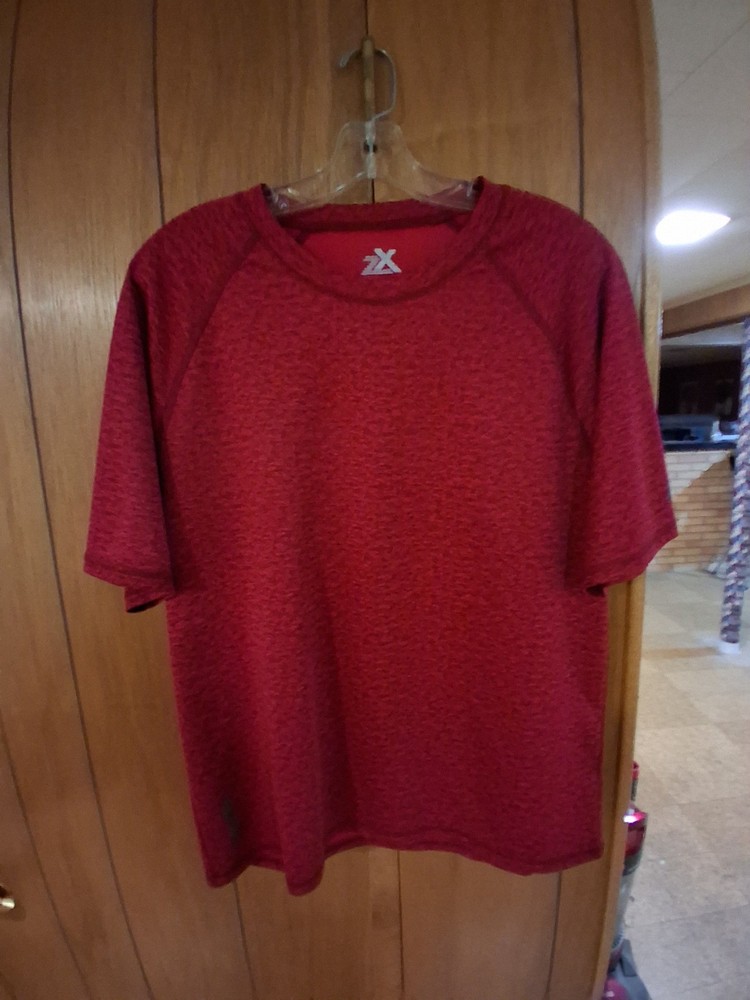 ZEROXPOSUR Sporty/Athletic Short Sleeve Tee Shirt! Stretchable! Size Large