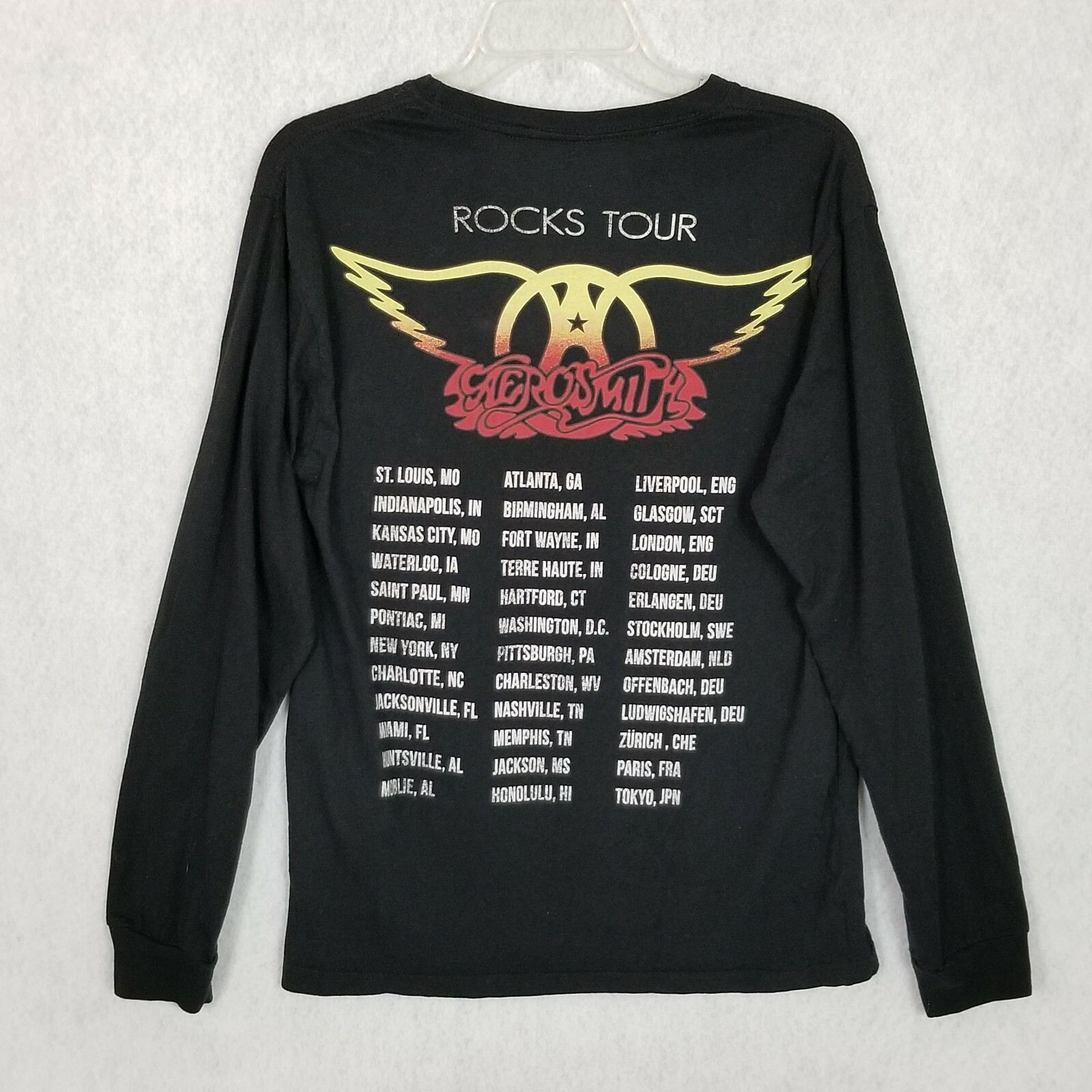 AEROSMITH 2017 Concert ROCKS TOUR Graphic T-Shirt ~ Black ~ Medium gallery