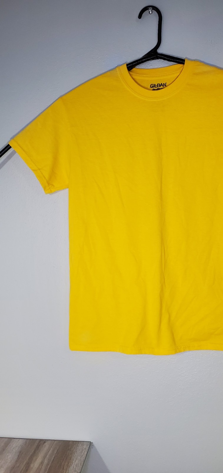 10 Count Yellow Gildan Dryblend T-Shirts. Med 50% Cotton/ Poly Several Available gallery