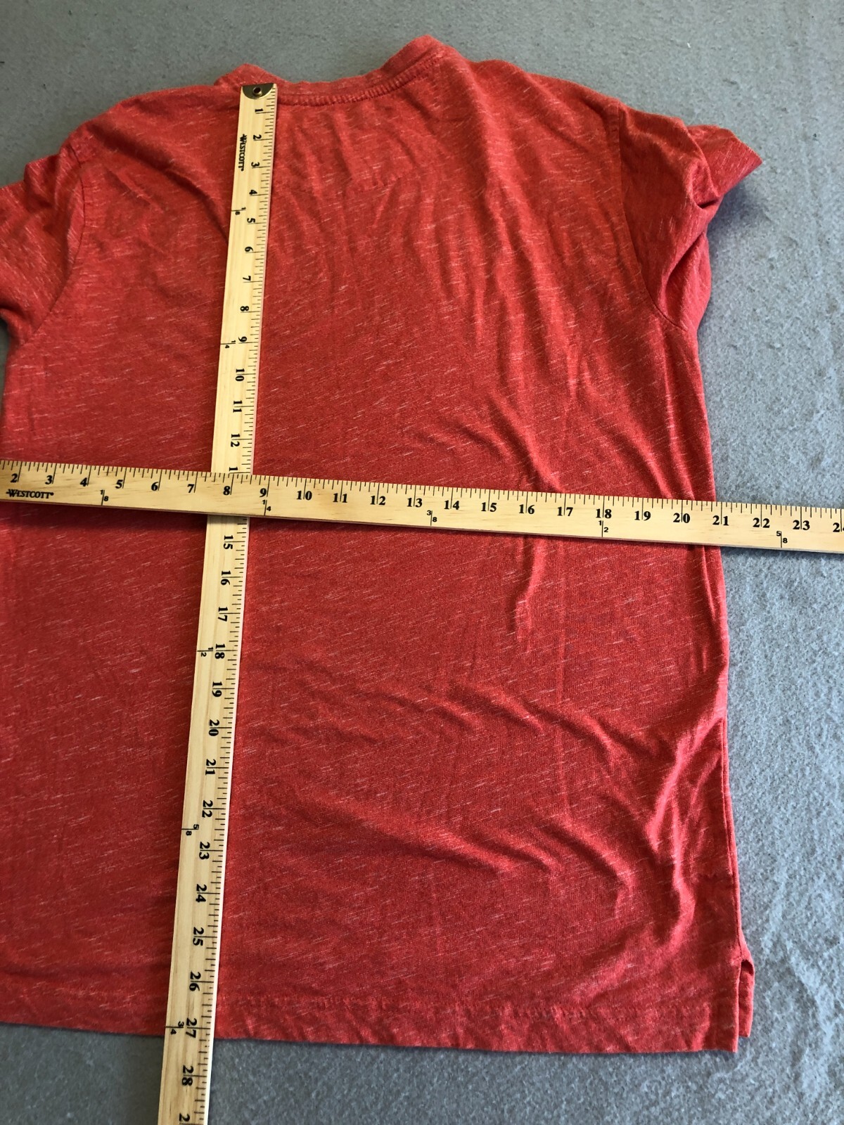 Greg Norman T-Shirt Men's Medium Coral Heather Chest Logo Cotton Tee gallery