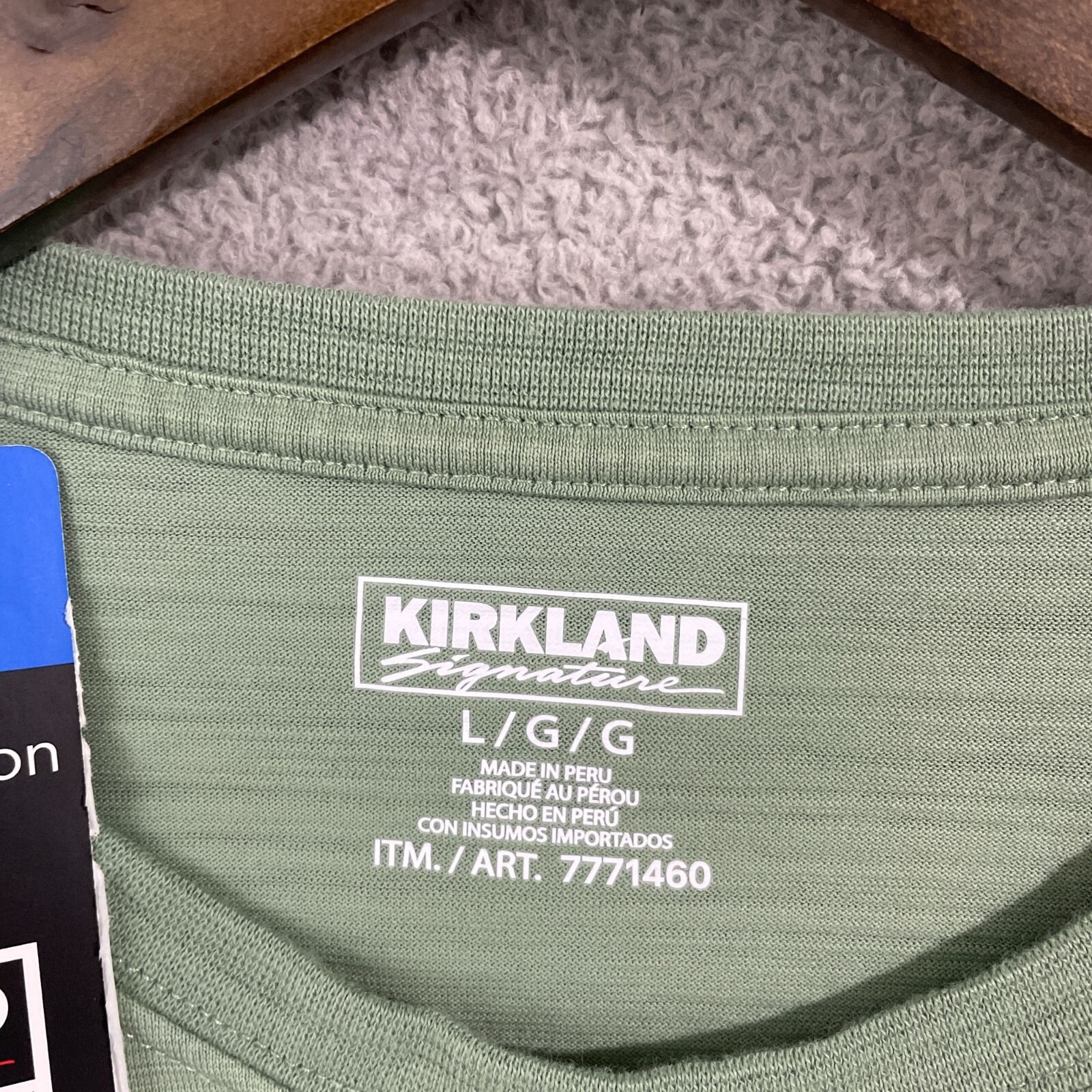 NEW Kirkland Signature Mens L Pima Cotton Slub Tee Green gallery