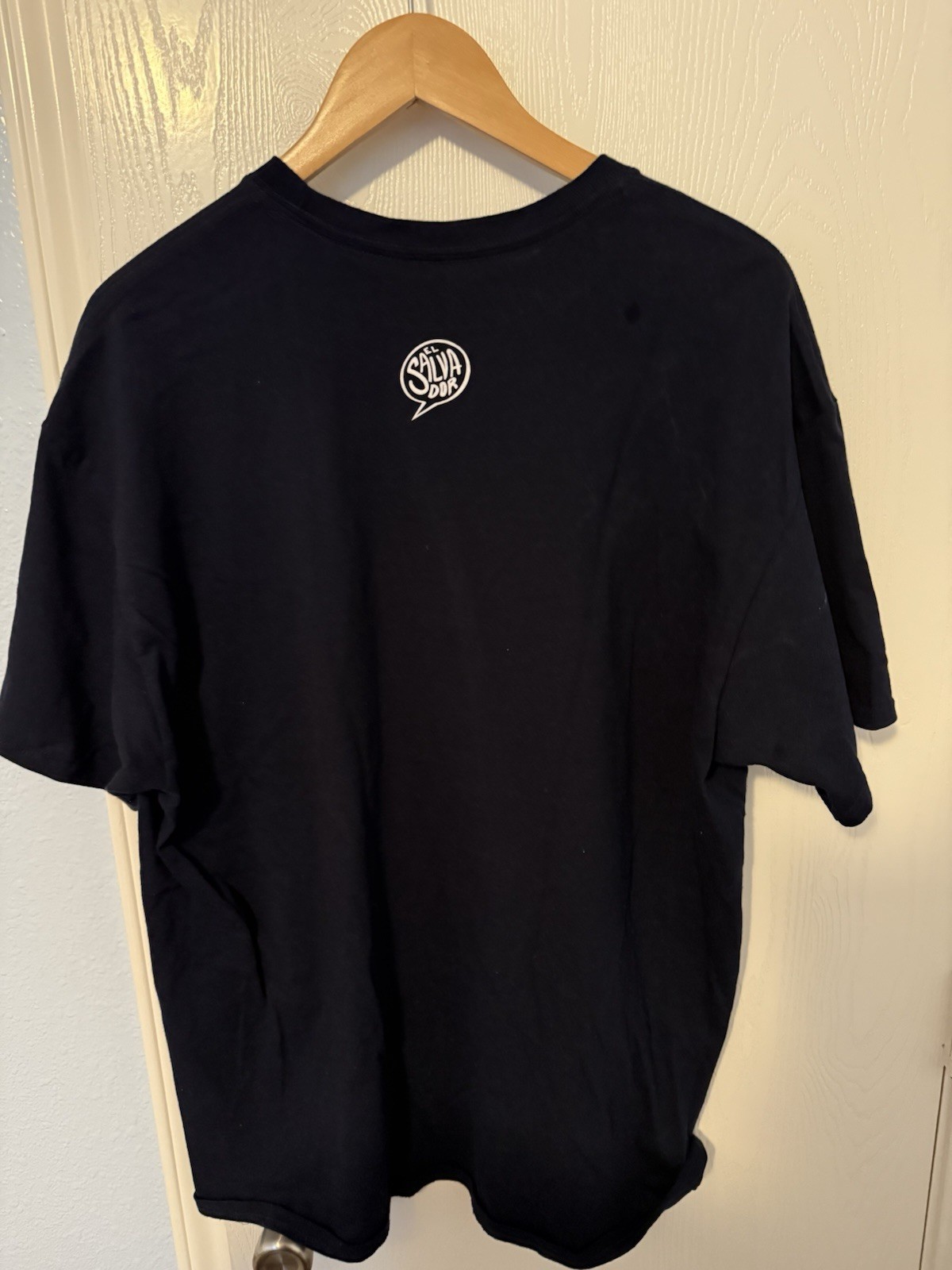 CHEROS FRIENDS Salvadoran Style Navy Blue El Salvador Men’s T-Shirt - Size XL gallery