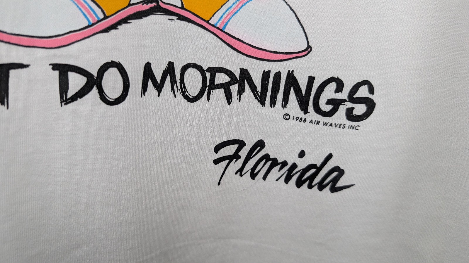 Vintage Screen Stars T-Shirt Mens XL White 1988 Air Waves Duck Single Stitch gallery
