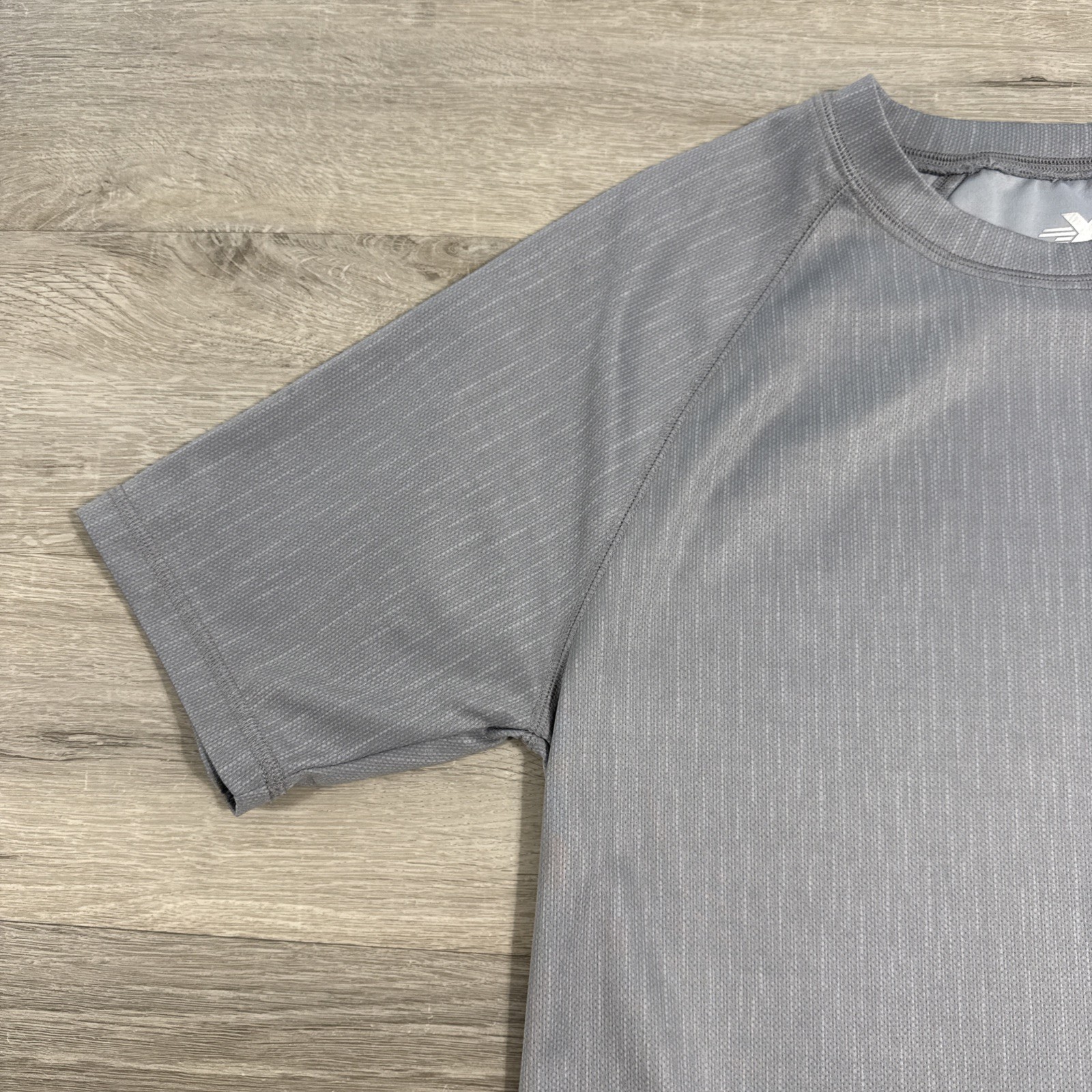 ZeroXposur Shirt Men’s Small Gray UPF 50+ Performance Athletic Tee gallery