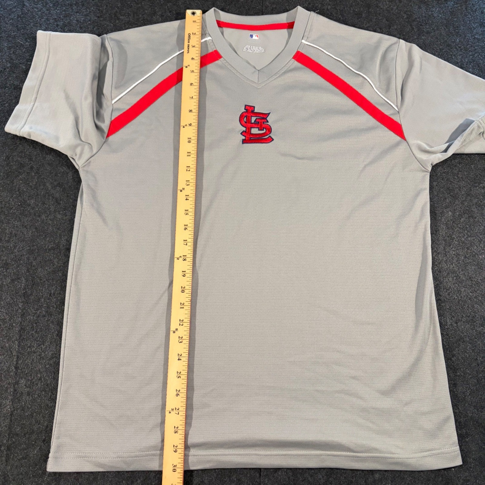MLB St Louis Cardinals Jersey Mens Large Gray Red V-Neck Performance Shirt Fan gallery