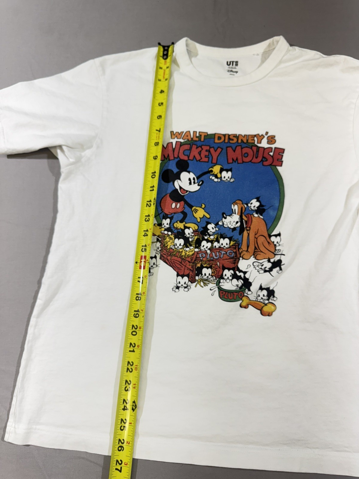 Uniqlo X Disney Retro Style Mickey Mouse T-Shirt Men’s Large gallery