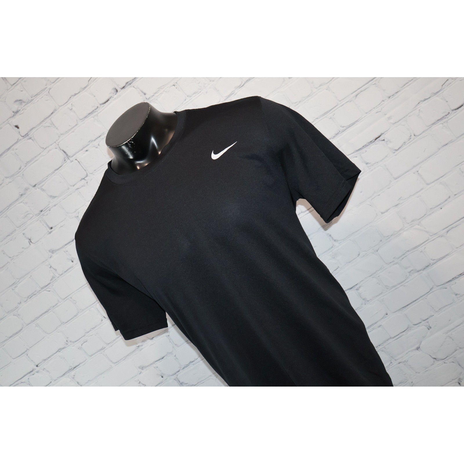 Nike Dri-FIT Gym Shirt Mens XL Black Workout Swoosh Performance Tee Polyester gallery
