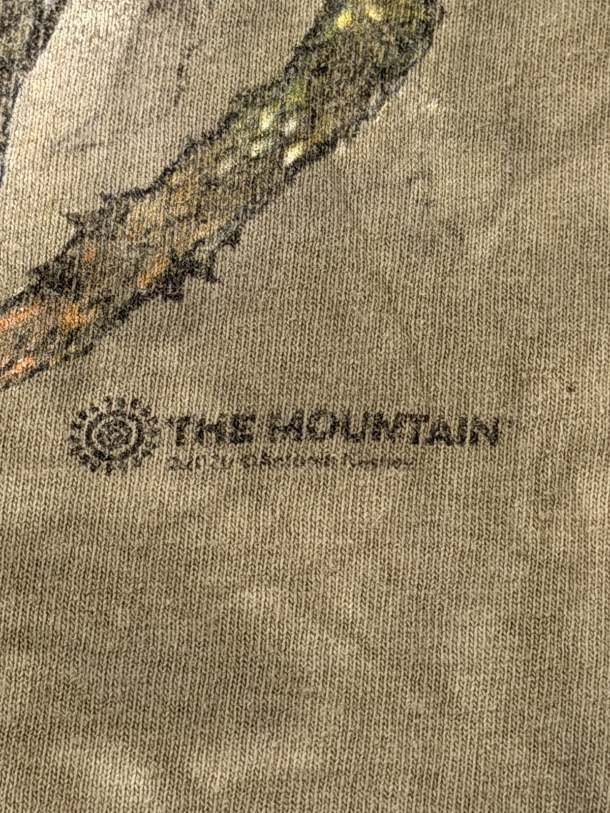 The Mountain Black Bear Cub T-Shirt Tie Dye Green Men's T-Shirt Size XL Camo gallery