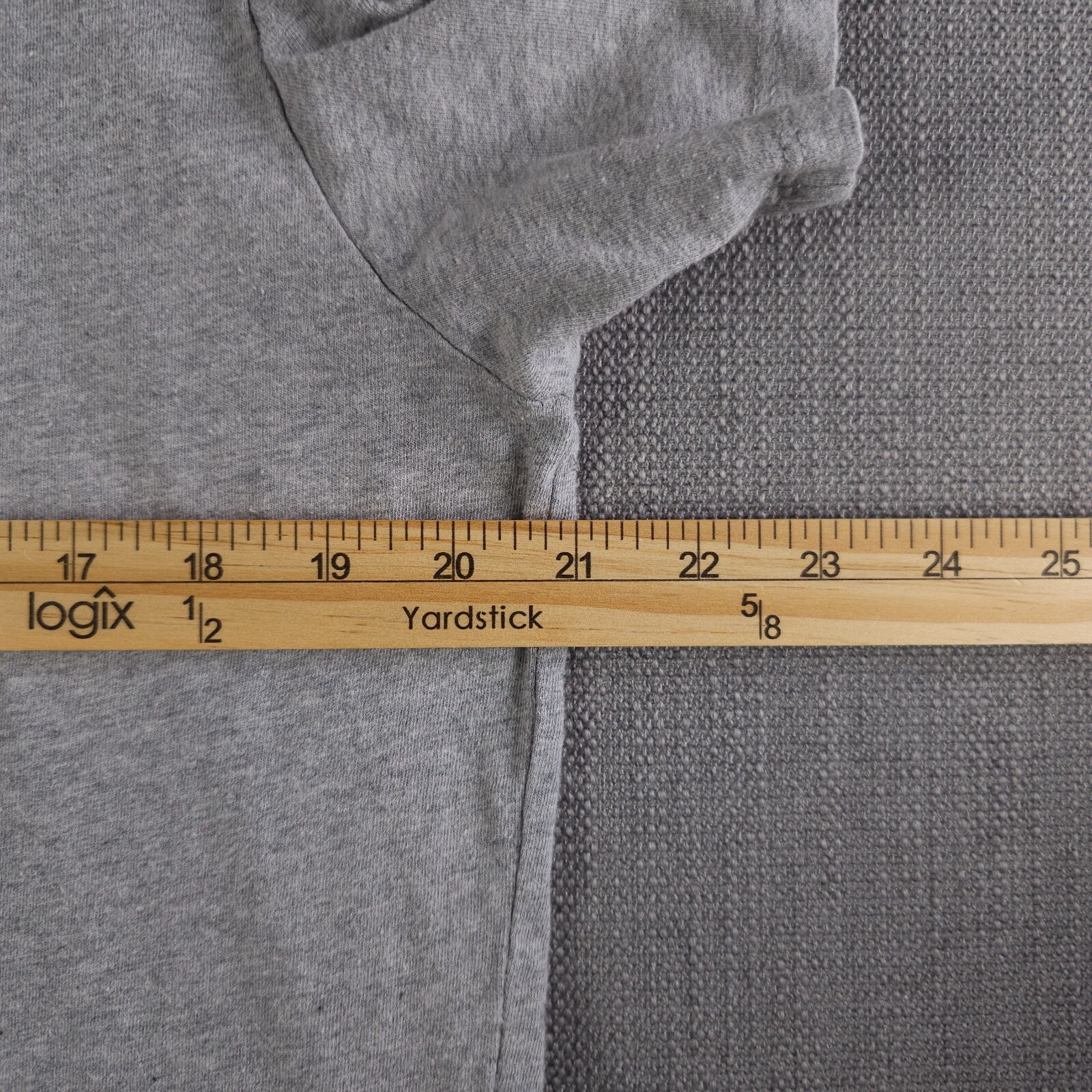 Levis Shirt Mens Large Gray Sunset Mountains Short Sleeve Crew Neck Tee Casual gallery