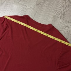 James Perse Men’s Size 4 = X Large Red Combed Cotton V-Neck Short Sleeve T Shirt
