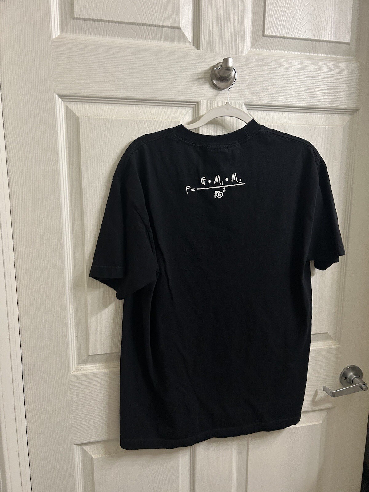 Men’s Discovery Channel Store Vintage Tee Size Large Gravity Double Sided 2001 gallery