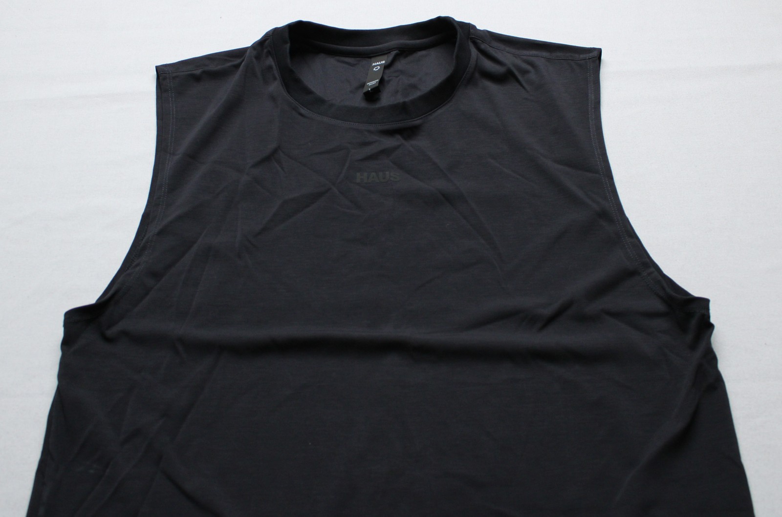Haus Men's Core Sleeveless Athletic Rayon-Blend Tank Top CN6 Black Large NWT gallery