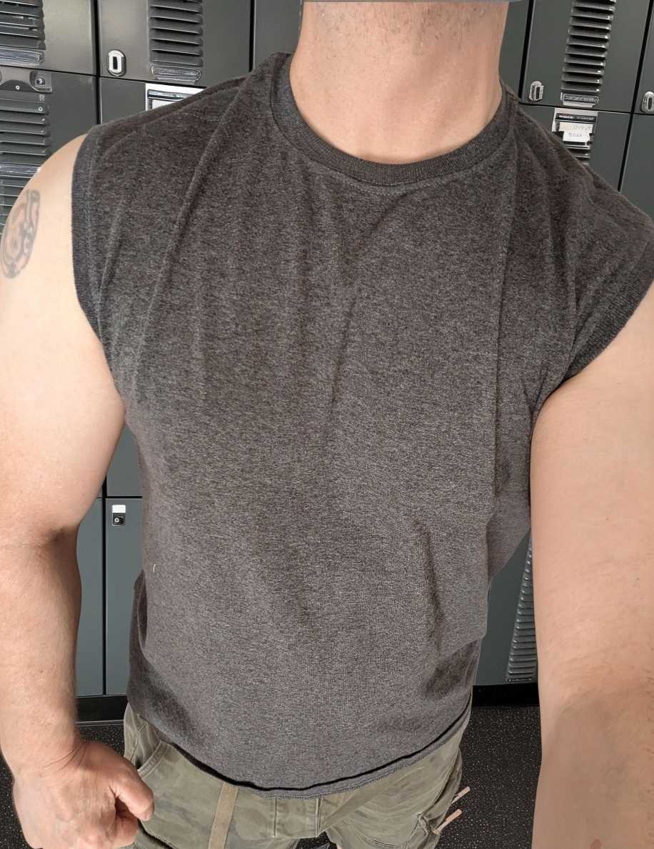 MEN'S SLEEVELESS TSHIRT: Charcoal Gray Muscle Fit Training Gym Wear MEDIUM M gallery