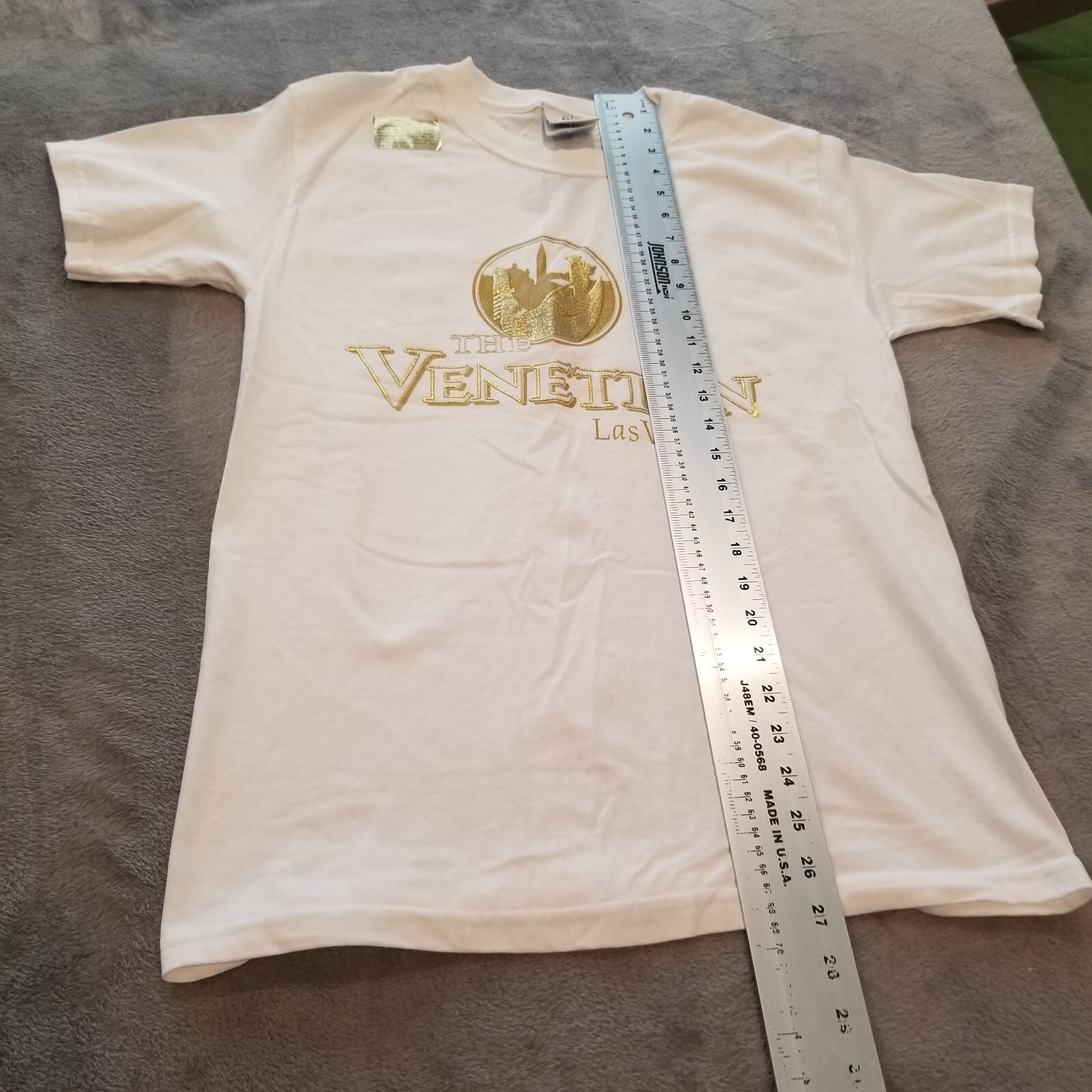 The Venetian Men's 34-36 Preshrunk Cotton Crew Neck T-Shirt Short Sleeve White gallery