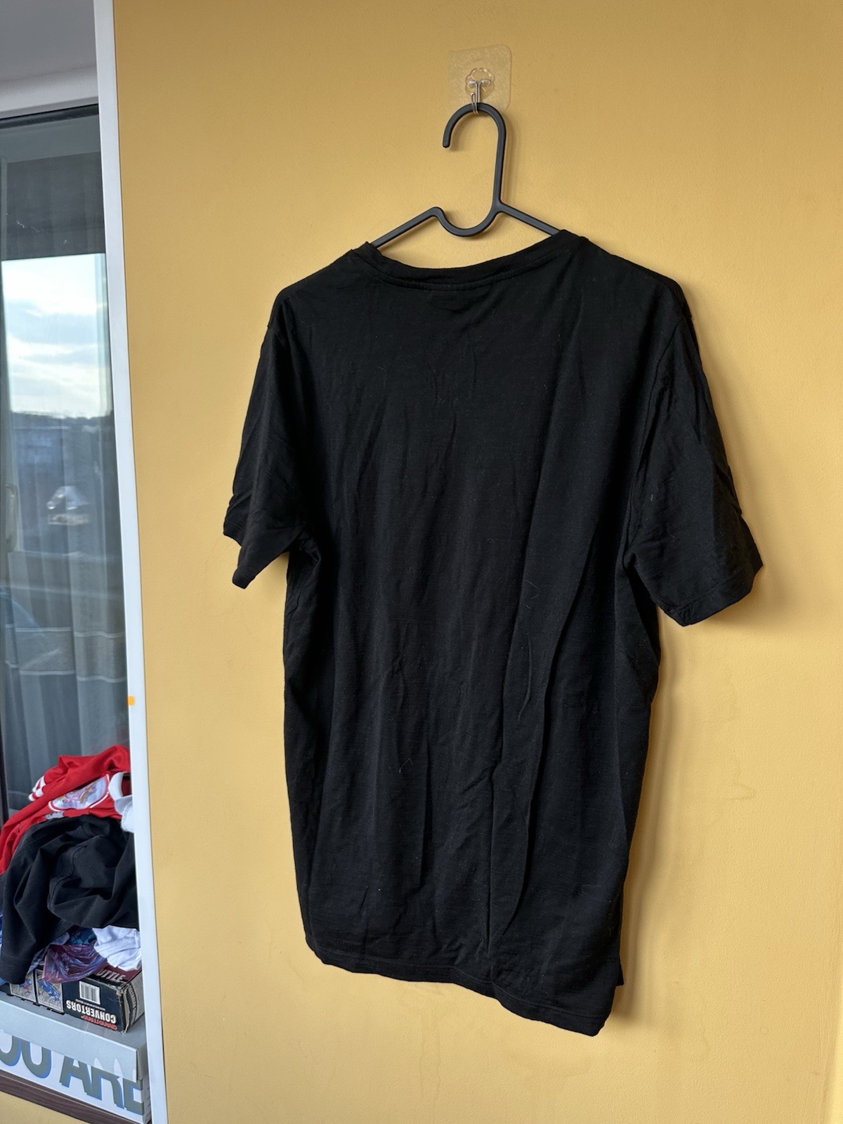 Men's ICEBREAKER Merino Wool Nylon Printed T-Shirt Size M Black gallery