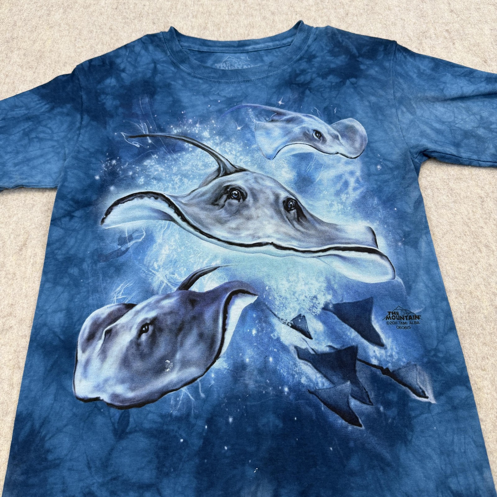 The Mountain Shirt Youth Large Blue Stingray Ocean Graphic Tie Dye Sea Life Tee gallery