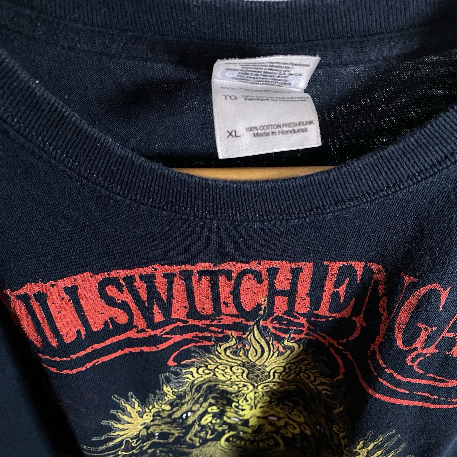 KILLSWITCH ENGAGE * 2012 Summer Tour Alive Or Just Breathing T-Shirt Size XL gallery
